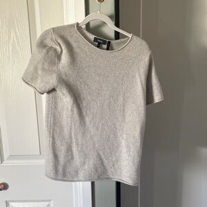 Theory Light Gray Women’s Short Sleeve Cashmere Sweater